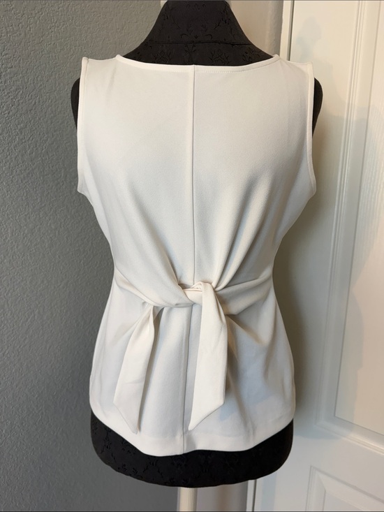 Ann Taylor Tops - Ann Taylor Cream Sleeveless Tie-Back Tank Top